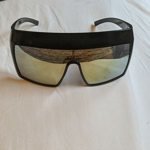 Multi color lense sunglasses